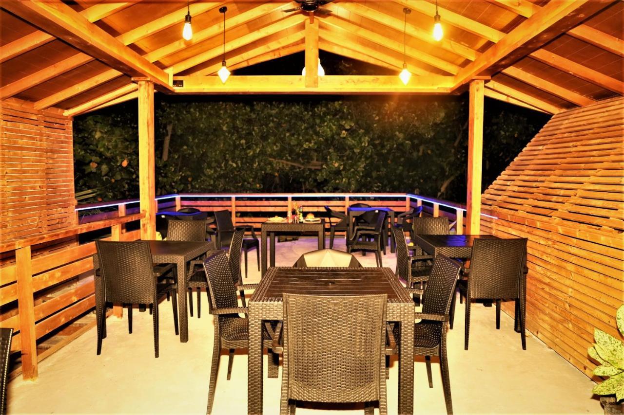 Dhigurah Beach Inn Eksteriør billede